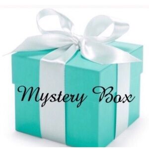 🦋🦋💎💎💎 $20 MYSTERY BOX - 6 ITEMS!! !!